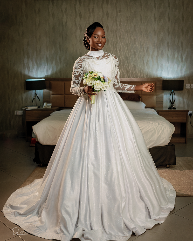 White Wedding Dress - SHINNE