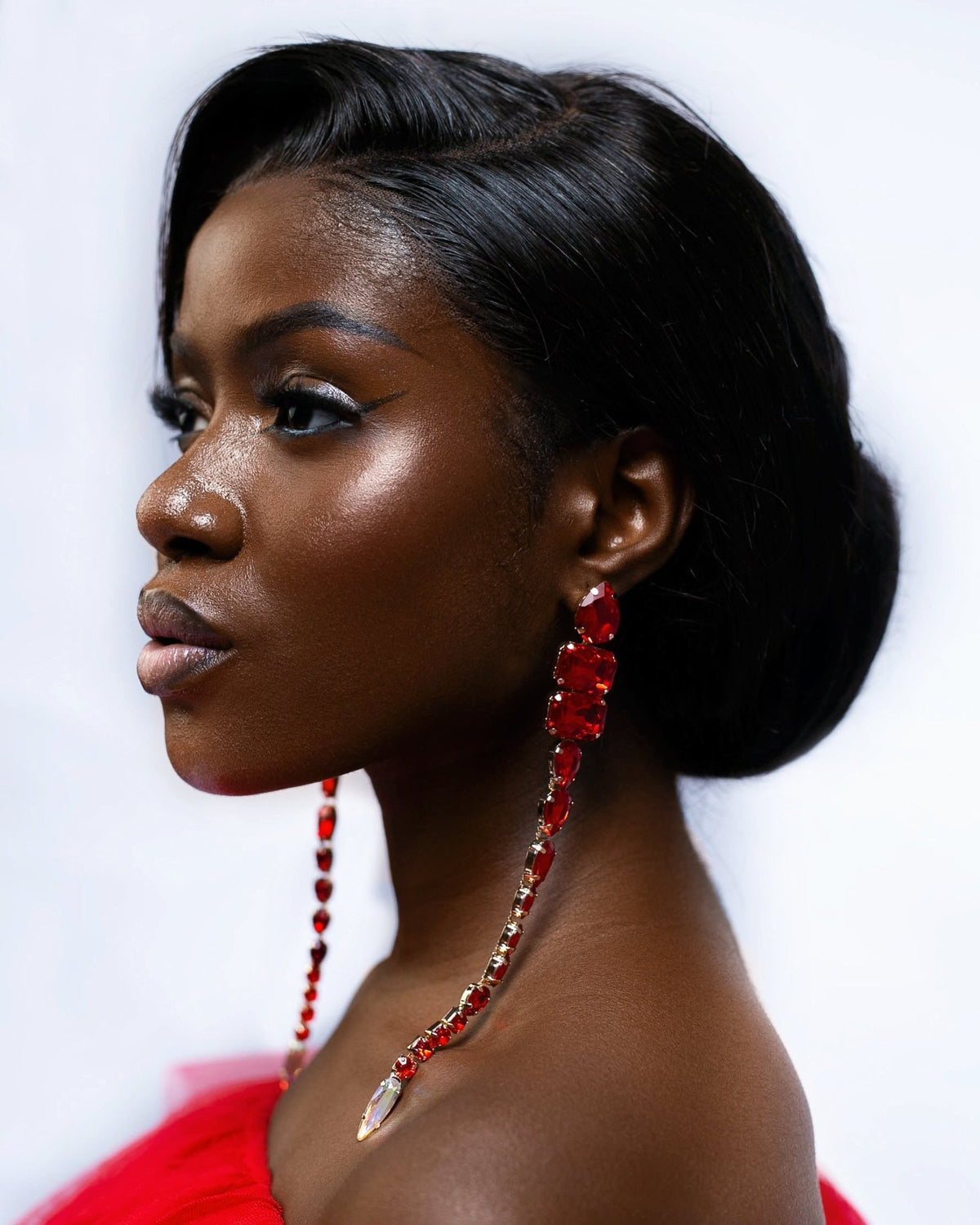 Super Flash Claw Chain Alloy Diamond Glass Diamond Long Exaggerated Earrings Women's Dinner Earrings - SHINNE