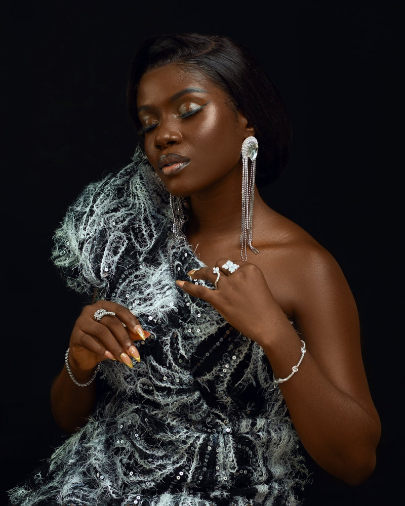 Super Flash Claw Chain Exaggerated Earrings Drop Shape Glass Diamond Long Tassel Earrings Banquet Jewelry - SHINNE