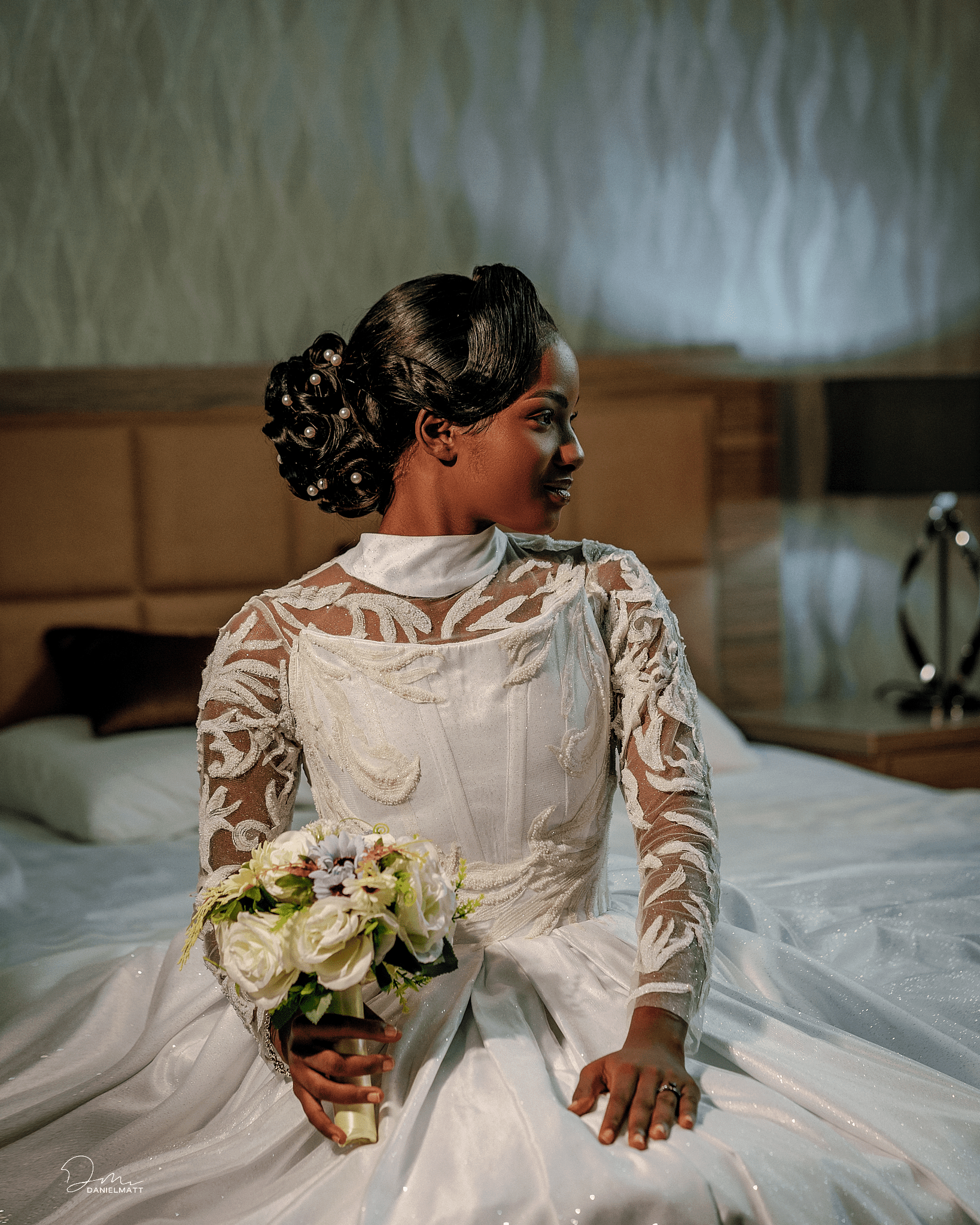 White Wedding Dress - SHINNE