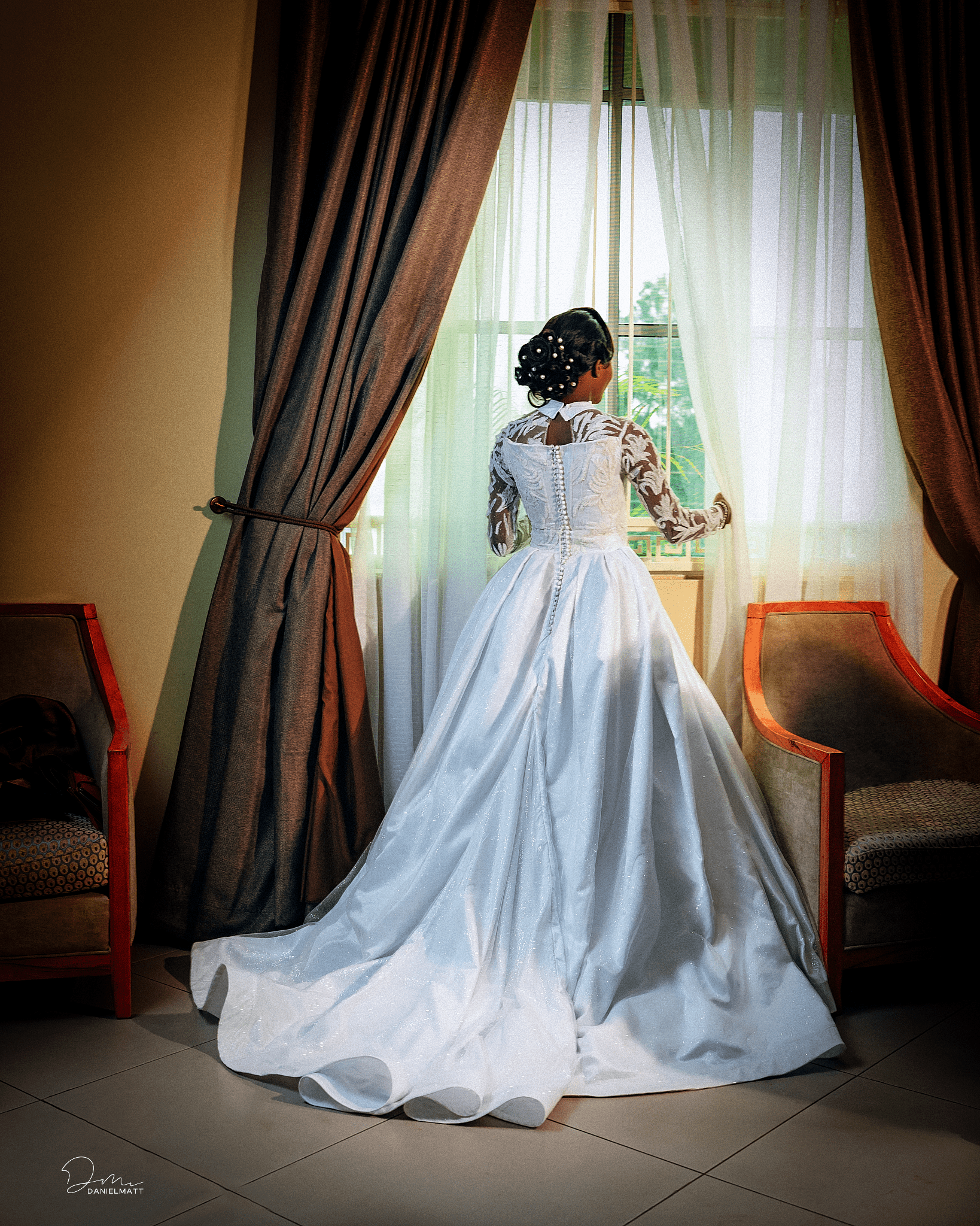 White Wedding Dress - SHINNE